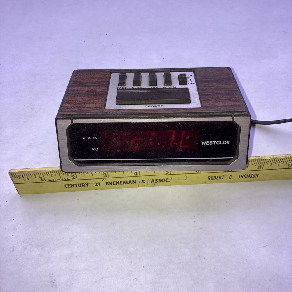Westclox Digital Alarm Clock Vintage Wood Grain Retro Model 22644 Tested